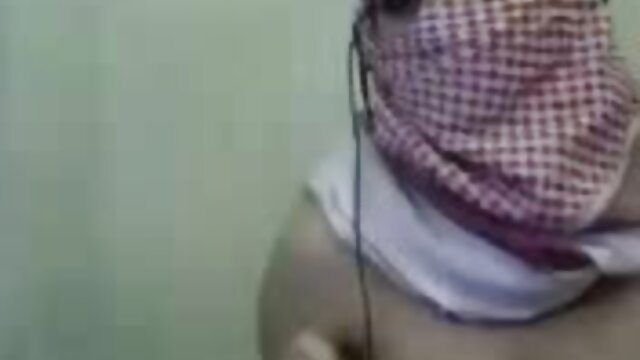تقدیر بر روی صورت دختر پورن پسر